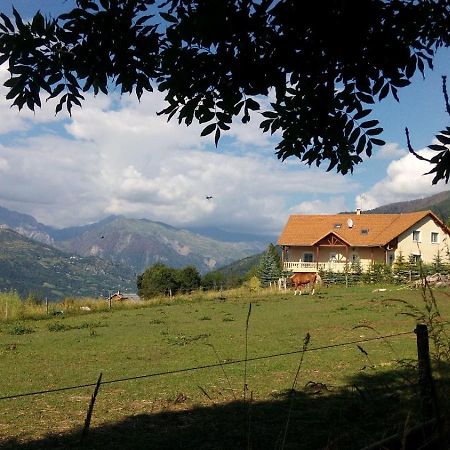 Les Gites De L'E.D.E. Saint-Leger-les-Melezes Exteriér fotografie