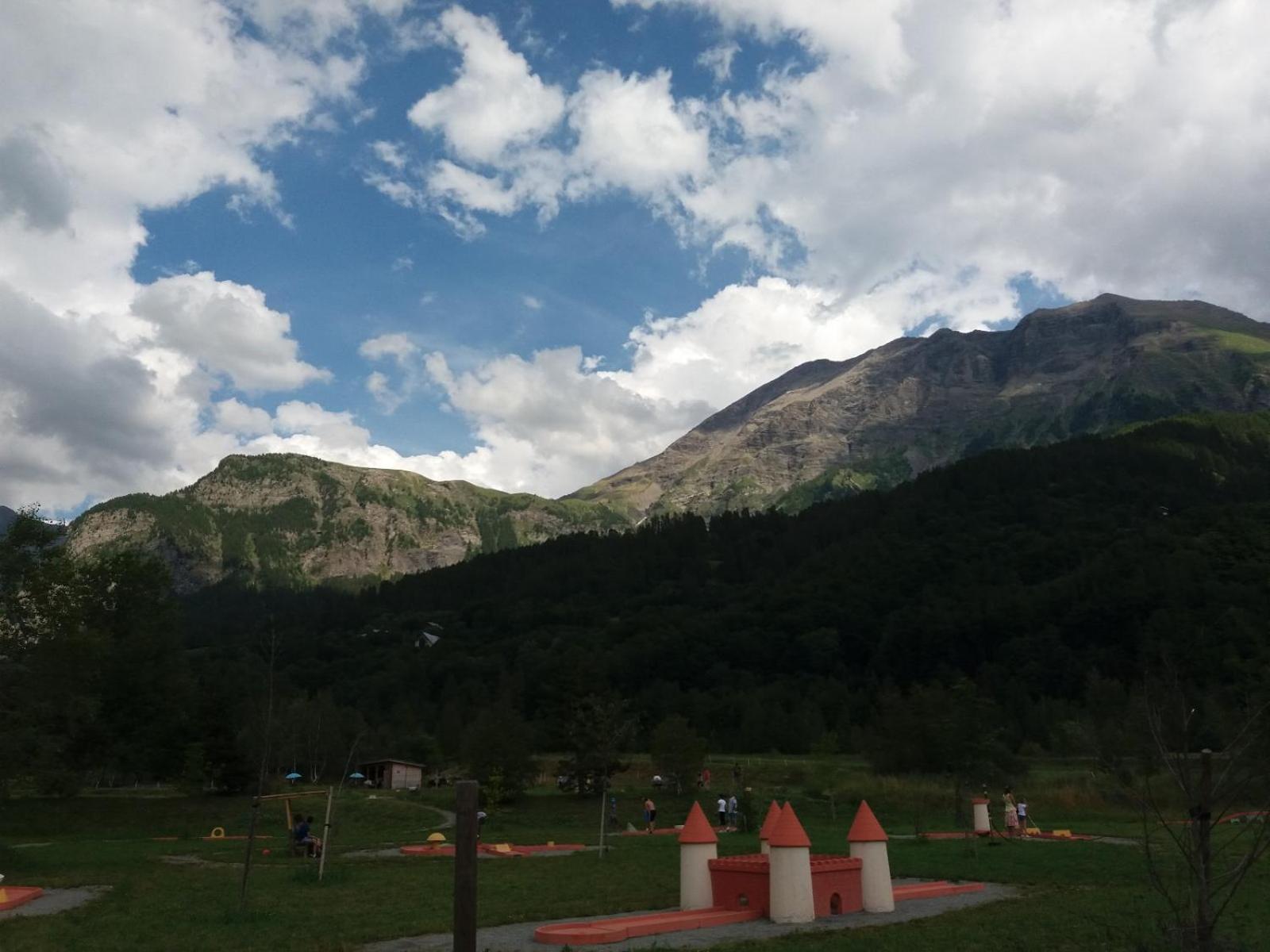 Les Gites De L'E.D.E. Saint-Leger-les-Melezes Exteriér fotografie