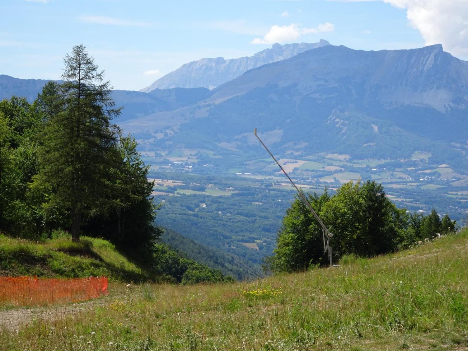 Les Gites De L'E.D.E. Saint-Leger-les-Melezes Exteriér fotografie