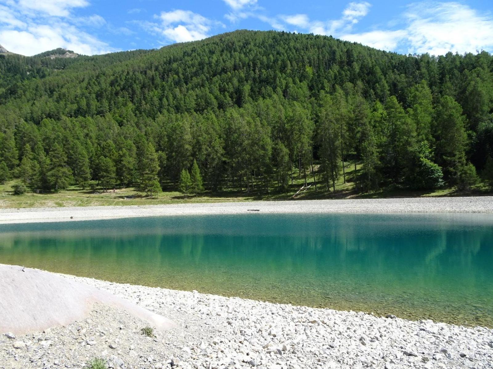 Les Gites De L'E.D.E. Saint-Leger-les-Melezes Exteriér fotografie