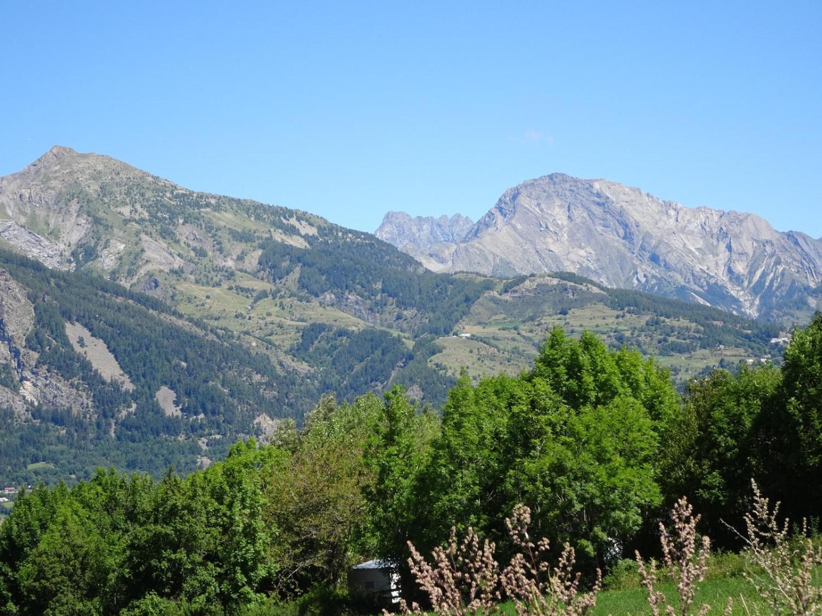 Les Gites De L'E.D.E. Saint-Leger-les-Melezes Exteriér fotografie