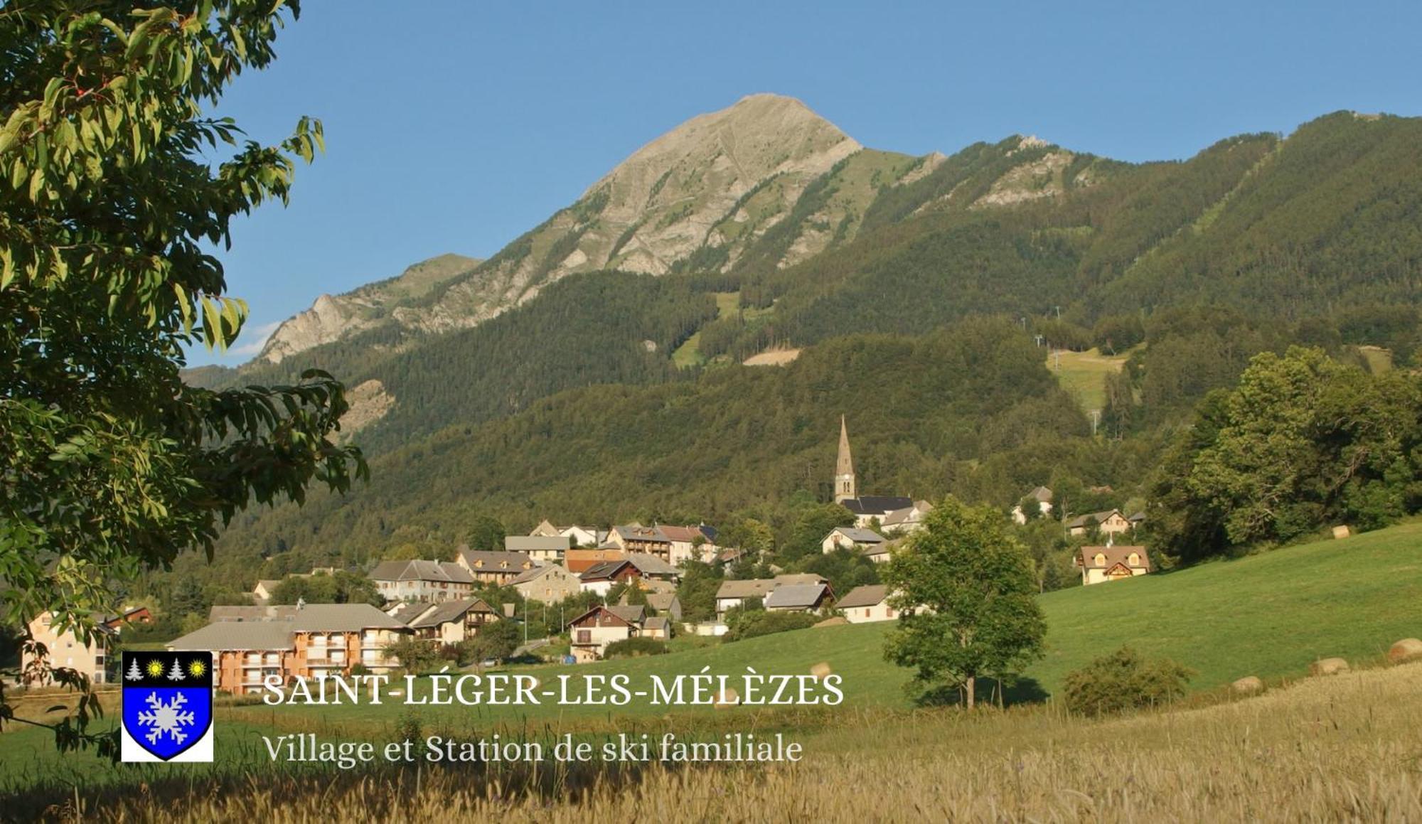 Les Gites De L'E.D.E. Saint-Leger-les-Melezes Exteriér fotografie