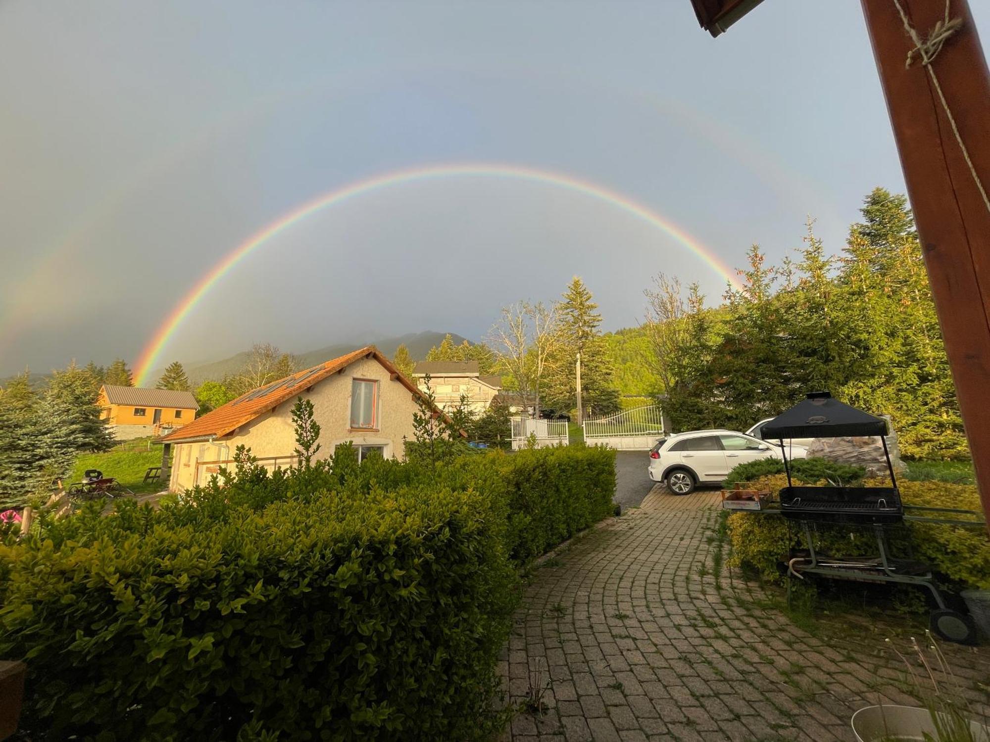Les Gites De L'E.D.E. Saint-Leger-les-Melezes Exteriér fotografie